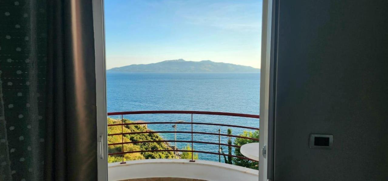 Proda * Saranda